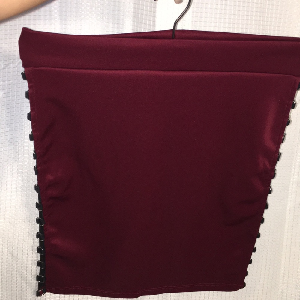 Deep red skirt❤️